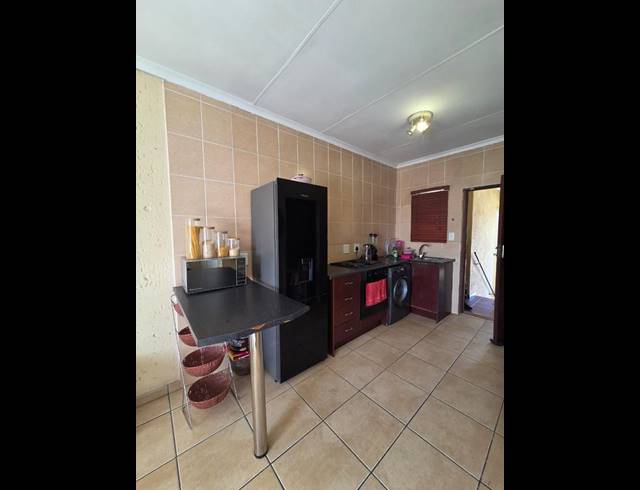 1 BEDROOM APARTMENT FOR SALE IN ORMONDE VIEW